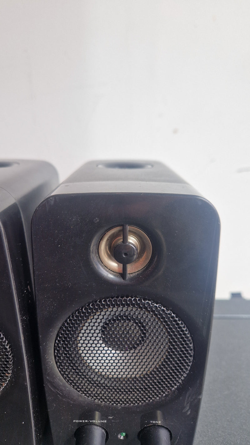 Creative Inspire T10 - Hi-Fi Speakers - Black - Good w/ Cables - Image 2