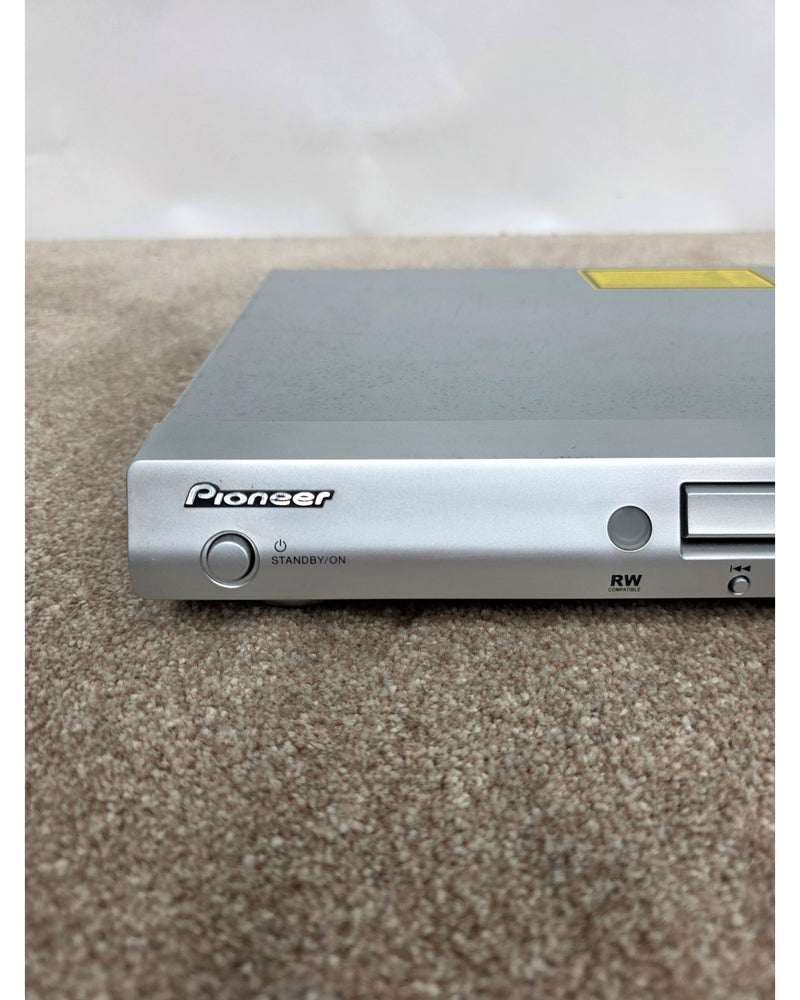 Pioneer DV-2750-S - Media Player - Silver - Fair - image 4