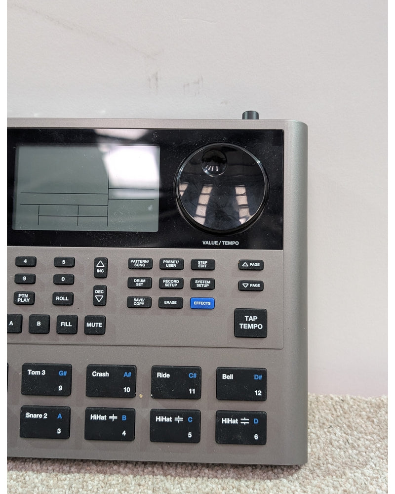 Alesis SR18 - Drum Machine - Grey - Excellent w/ Original Box & Manuals - image 6