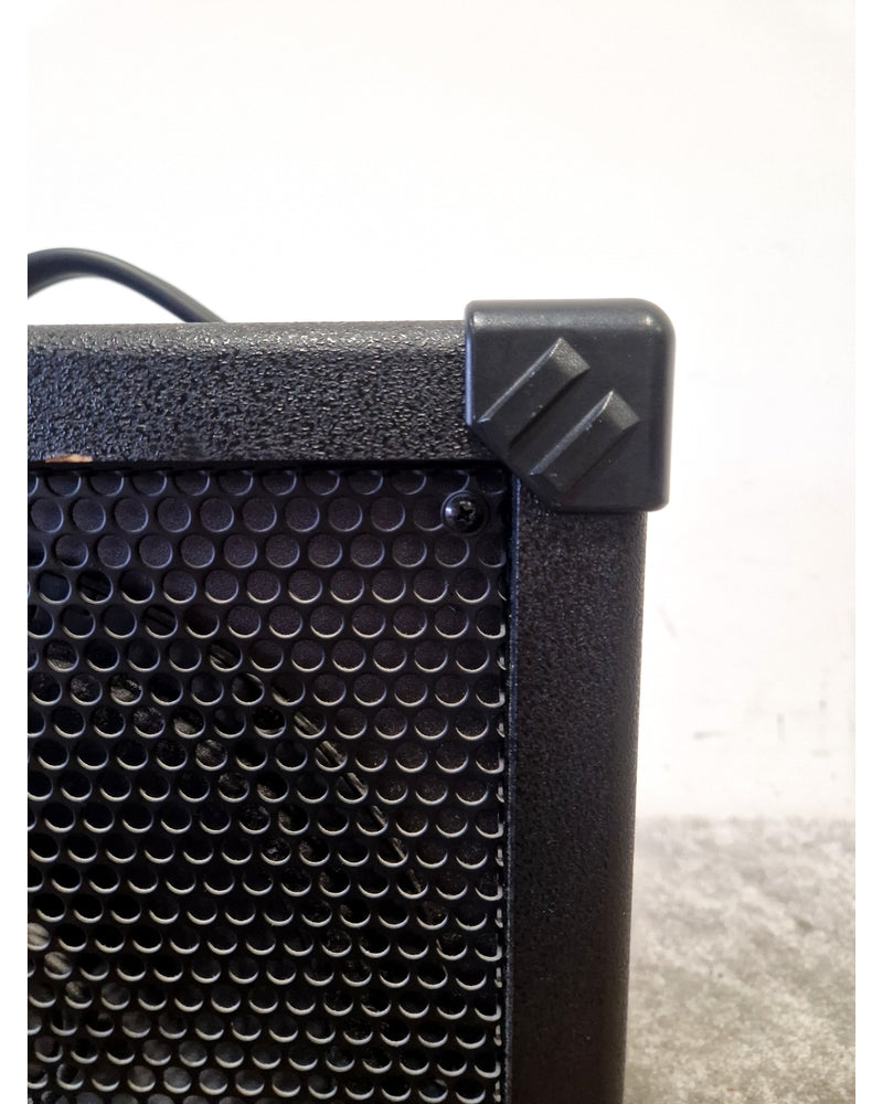 Roland Cube 100 - Bass Amplifier Combo - Black - Spares Or Repair - Image 13