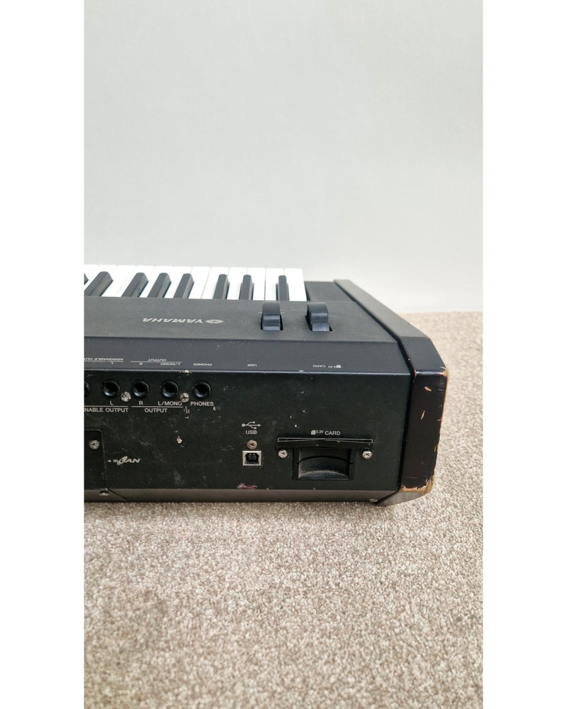 Yamaha S90 - Synthesizers - Good - Image 10