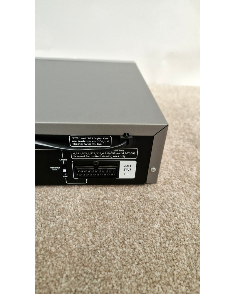 Hitachi DV-P305E - Media Player - Excellent w/ Original Box - image 9