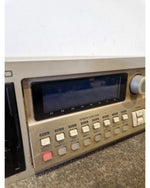 Akai S3200 - Audio Sampler - Fair - Image 3