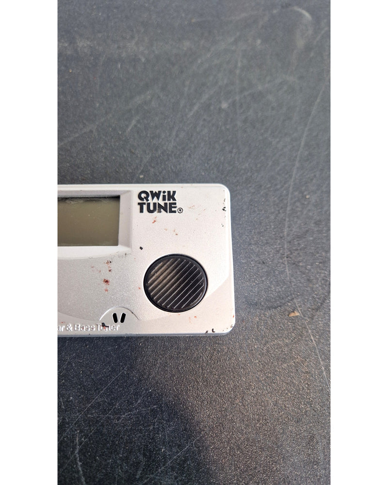 QwikTune Automatic Guitar & Bass Tuner - Tuner - Silver - Fair - Image 2