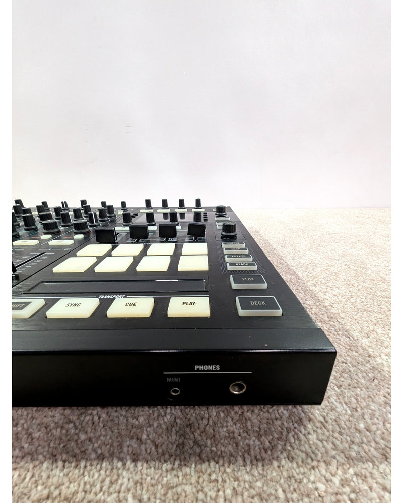 Traktor Kontrol S8 - DJ Equipment - Black - Good - image 14