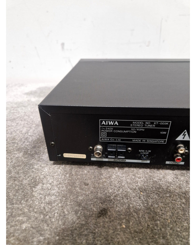 Aiwa XT-005 - Stereo Tuner - Excellent w/ Original Box - Image 4