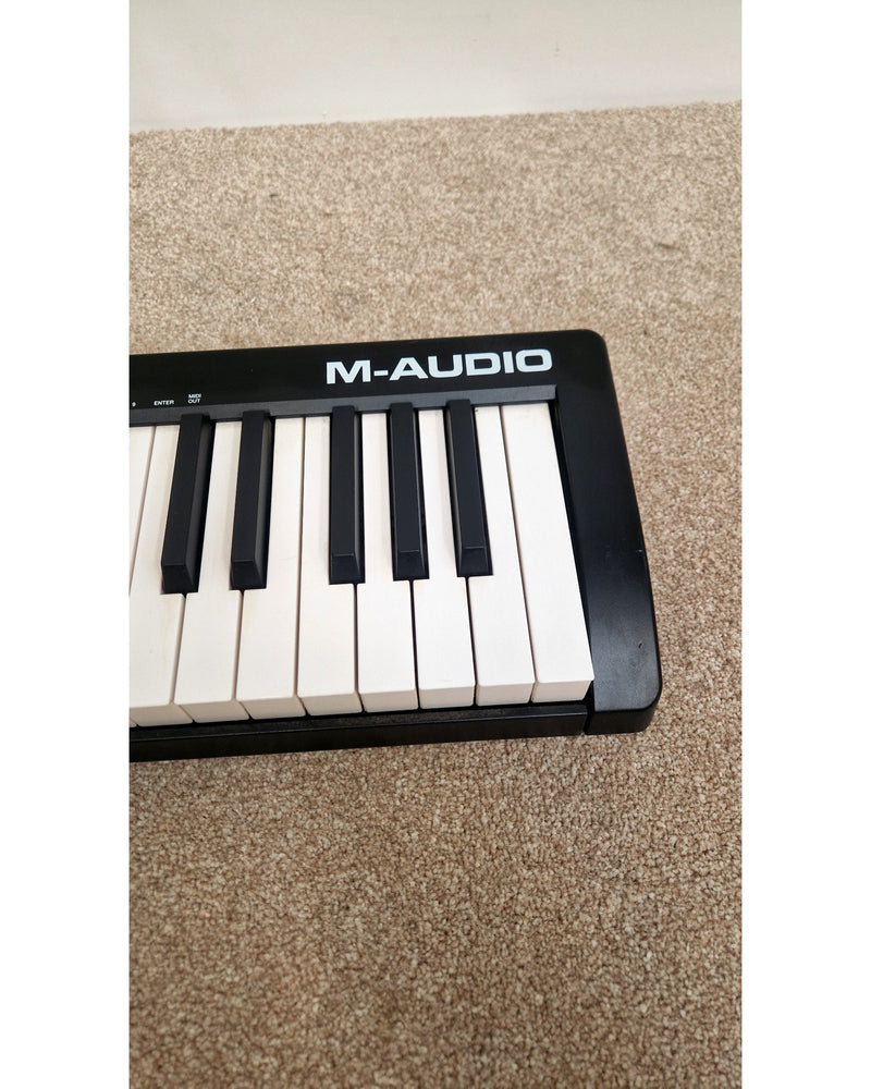 M-Audio Keystation 61 MK3 - Midi Controller - Good - image 2