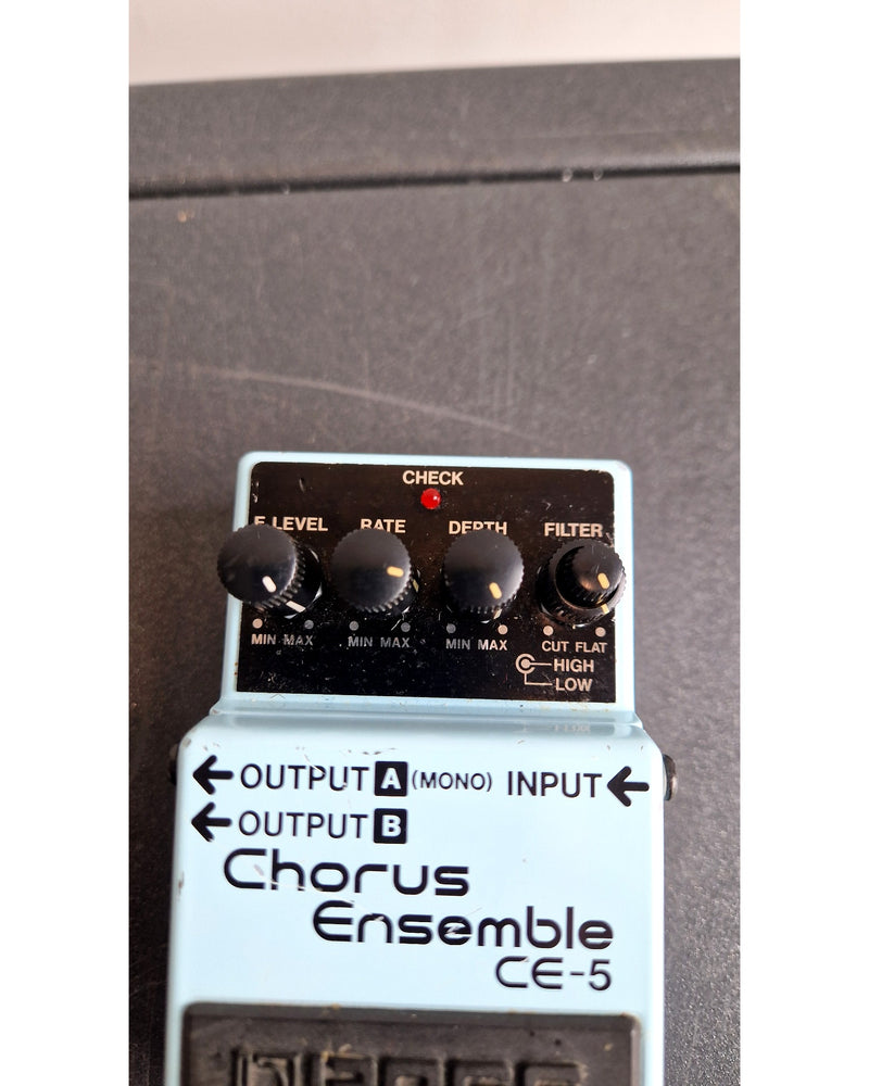 Boss CE-5 Chorus ensemble - Effects Pedal - Very Good w/ Original Box - image 6