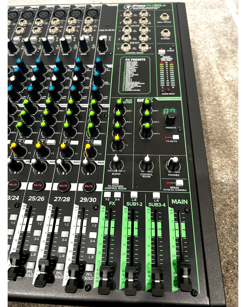Mackie ProFX30 v3 - Mixer - Black - Excellent - Image 9