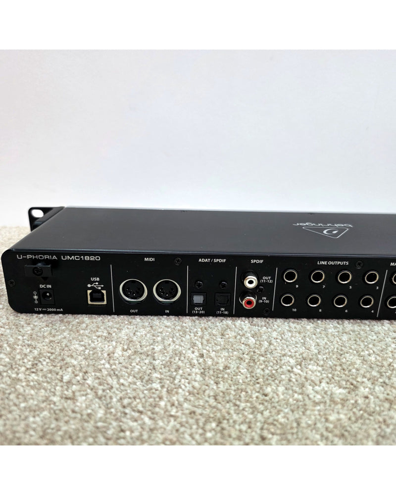 Behringer U-Phoria UMC 1820 - Audio Interface - Excellent w/ Power Supply - image 8