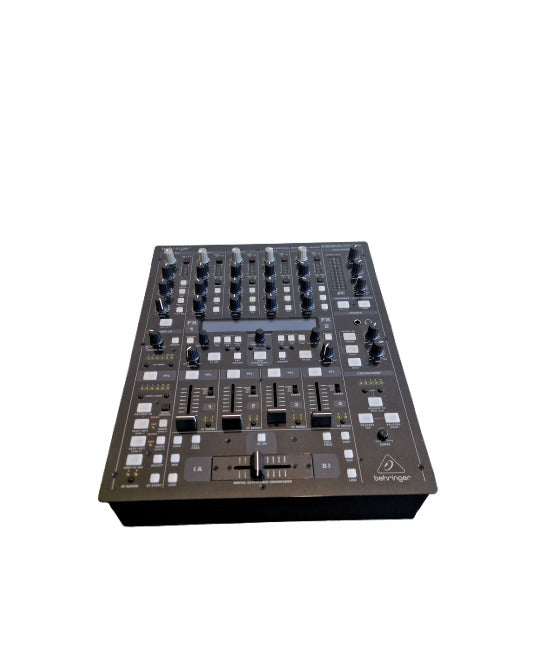 Behringer DDM4000 - Mixer - Good