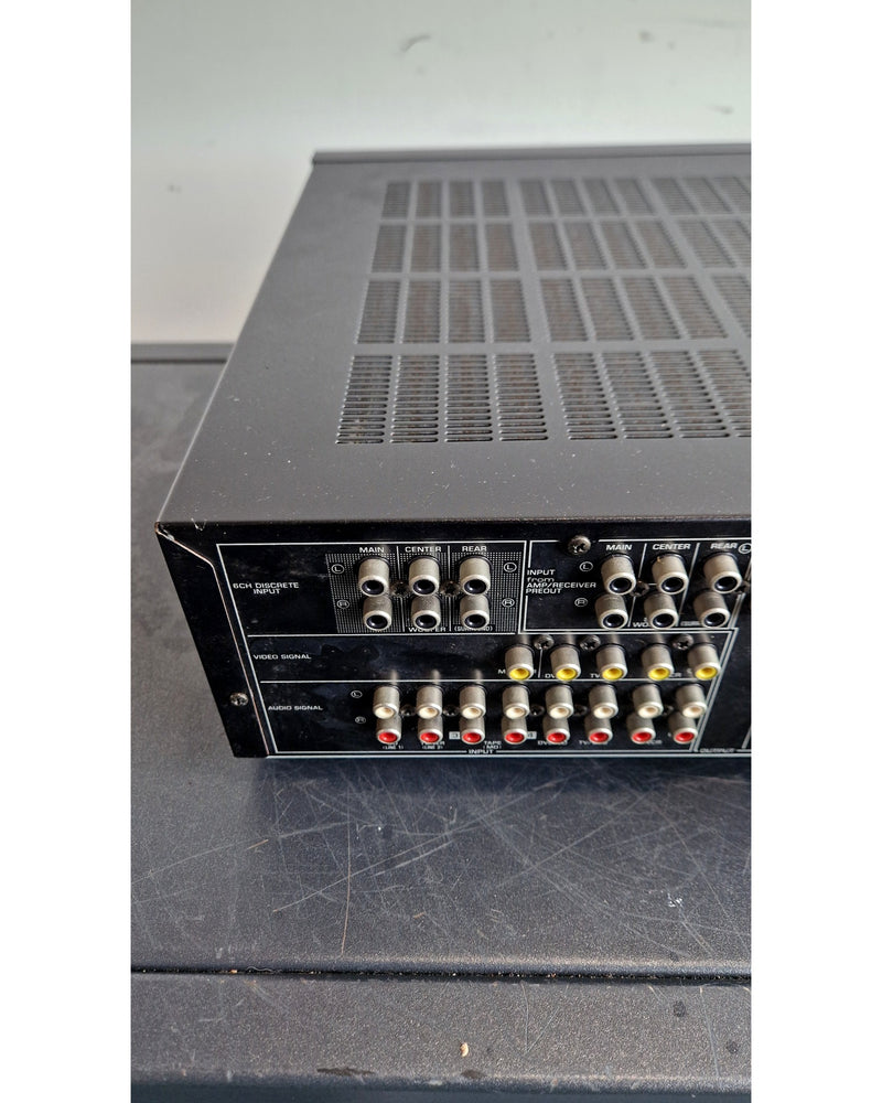 Yamaha DSP-E492 - AV Processor - Excellent - Image 11
