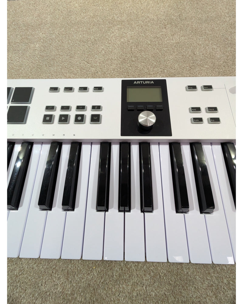 Arturia KeyLab Essential mk3 - MIDI Controller - White - Excellent - image 5