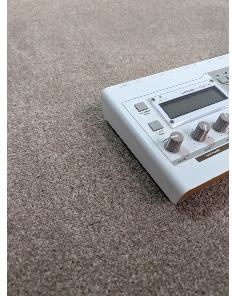 Access Virus TI Snow - Sound Module - White - Spares or Repair - image 8