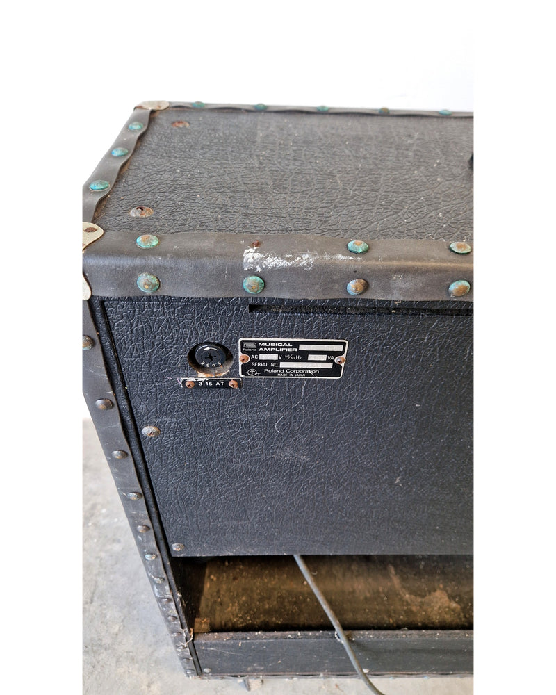 Roland Jazz Chorus 160 - Guitar Amplifiers - Good w/ wheels on - Image 13