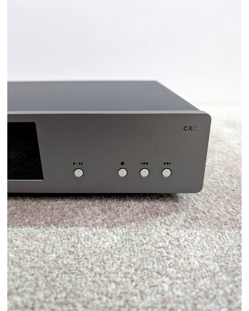 Cambridge Audio CXC - CD Player - Black - Very Good w/ Manuals & Remote Control - image 2