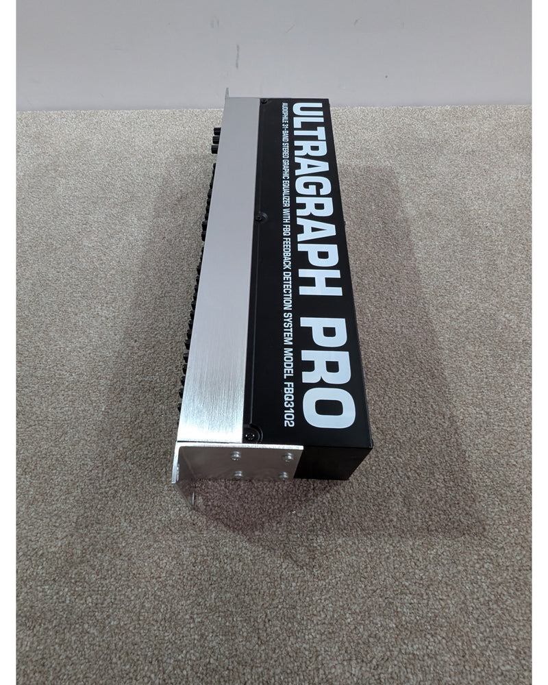 Behringer Ultragraph Pro FBQ3102 - Equaliser - Good w/ Original Box & Manuals - image 4