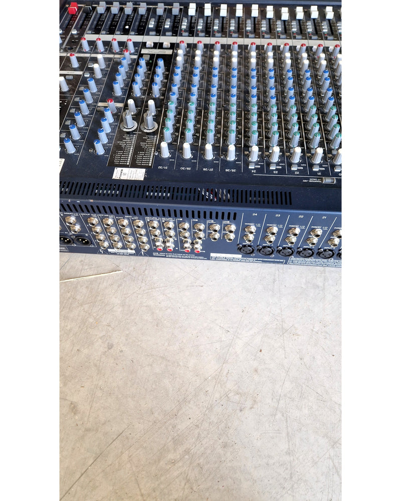 Yamaha MG32/14FX - Mixer - Good w/ Hard Case - Image 9