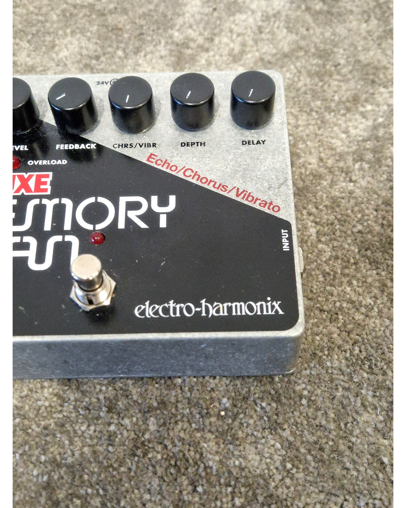 Electro-Harmonix Deluxe Memory Man (UK 230V) - Effects Pedal - Silver - Excellent w/ Original Box - Image 10