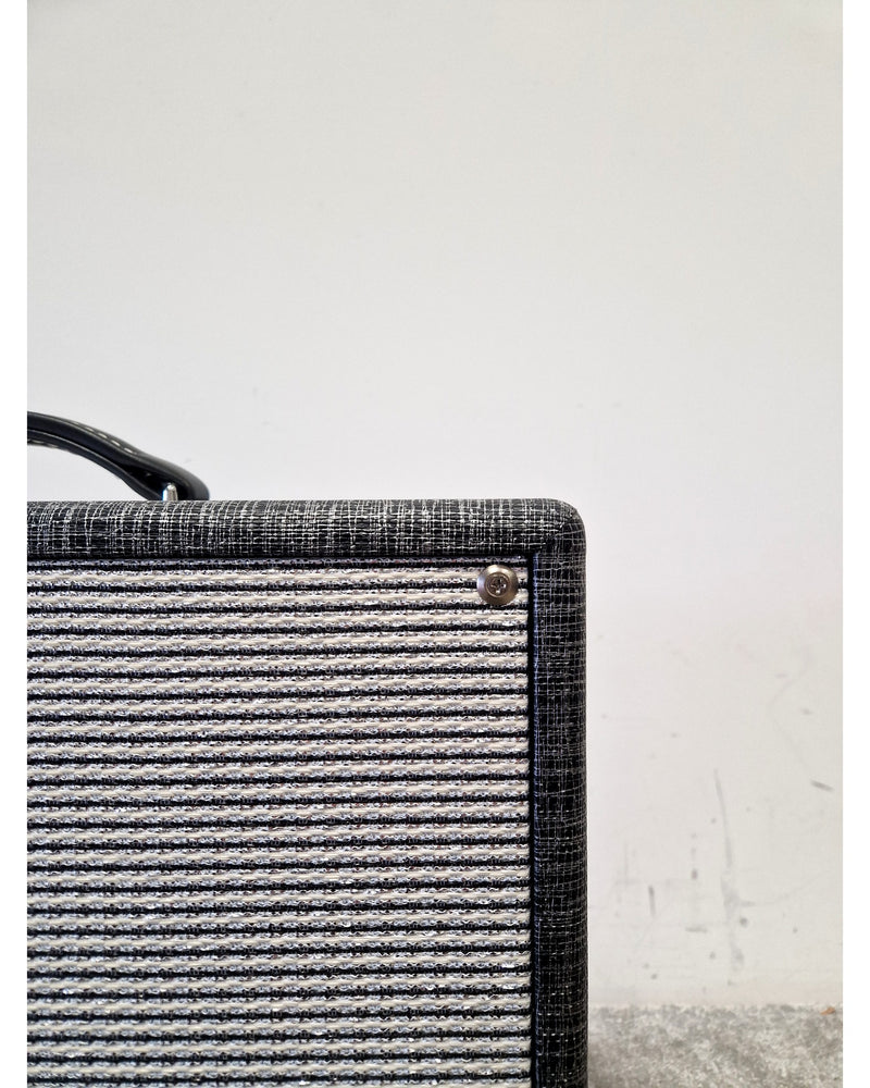 Supro Black Magick 1695TJ - Amplifier - Combo - Excellent - Image 10