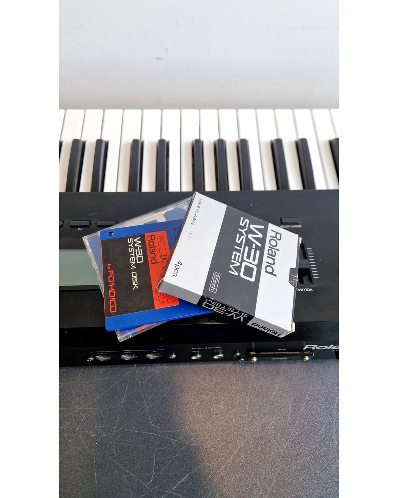 Roland W-30 - Synthesizer Keyboards - Black - Excellent w/ Original Box, Power Supply, Manuals, floppy disks - Image 2