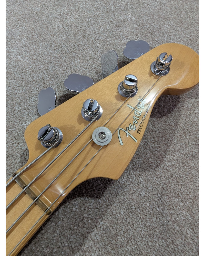 Fender Roger Waters Precision Bass - Bass Guitar - Black - Excellent w/ Hard Case - image 6
