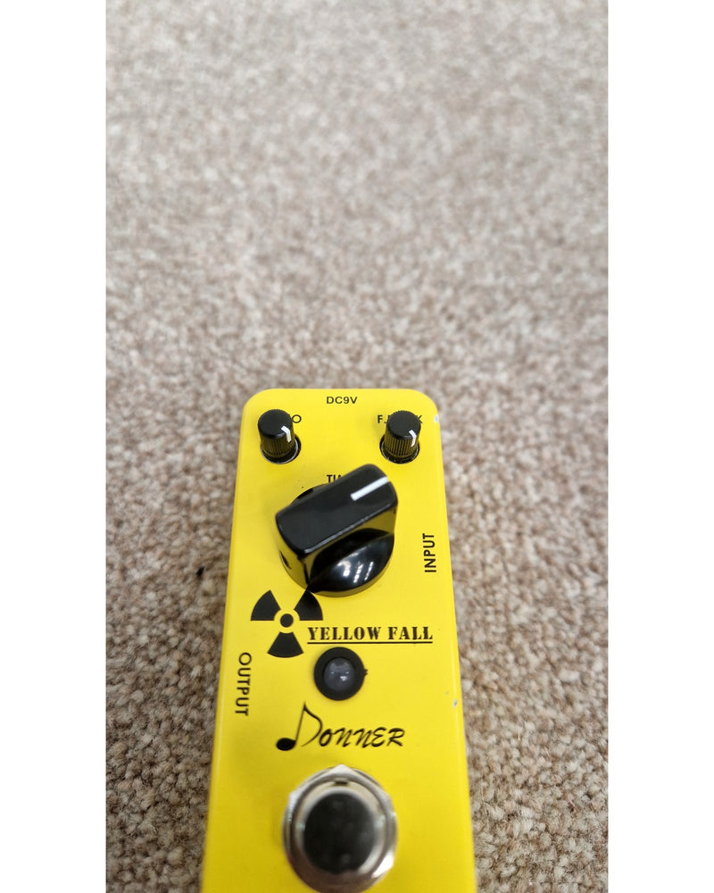 Donner Yellow Fall Delay mini Pedal - Excellent - image 3