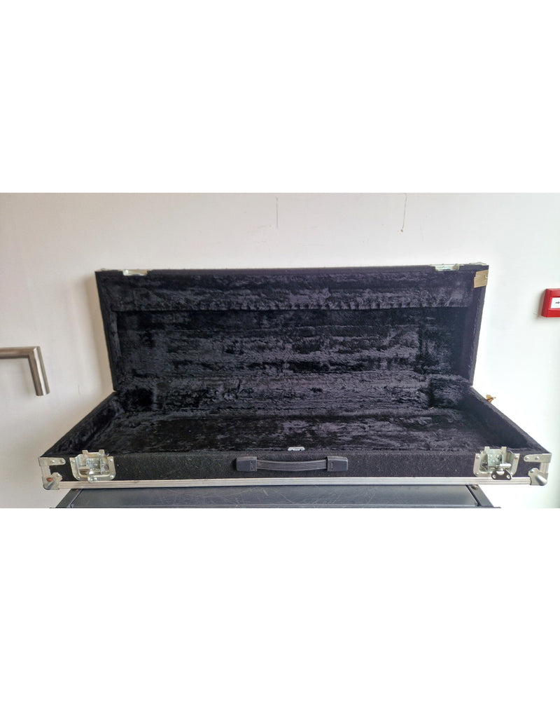 Unbranded Guitar/Keyboard Flight Case - 122x40x20 – Flight Case - Very Good - Image 7