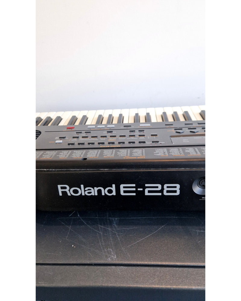 Roland E-28 - Keyboard - Excellent w/ Manuals & Power Supply - Image 4