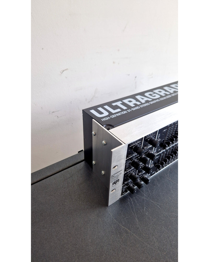 Behringer Ultragraph Pro (FBQ6200HD) - Equalisers - Very Good - image 10