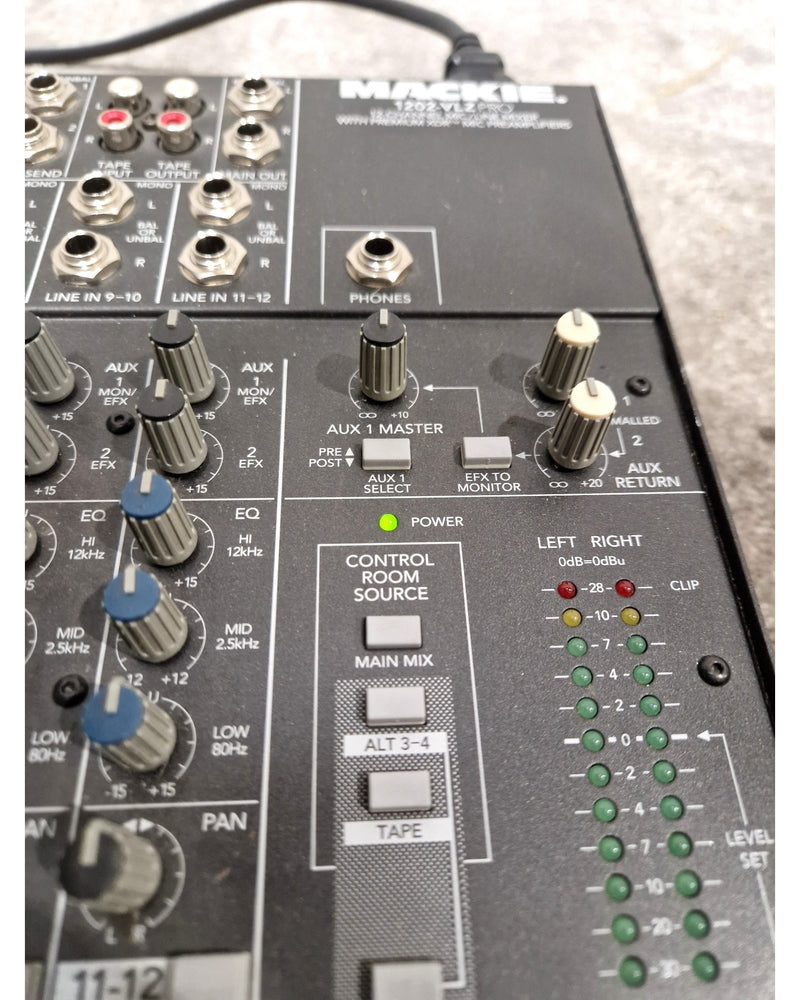Mackie 1202VLZ Pro - Mixer - Very Good w/ Original Box & Manuals - Image 2