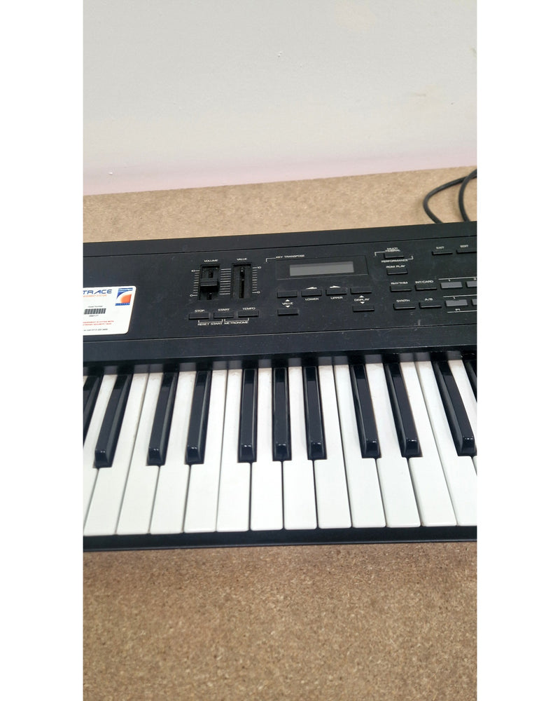 Roland D10 - Synthesizers - Good w/ Hard Case - Image 4
