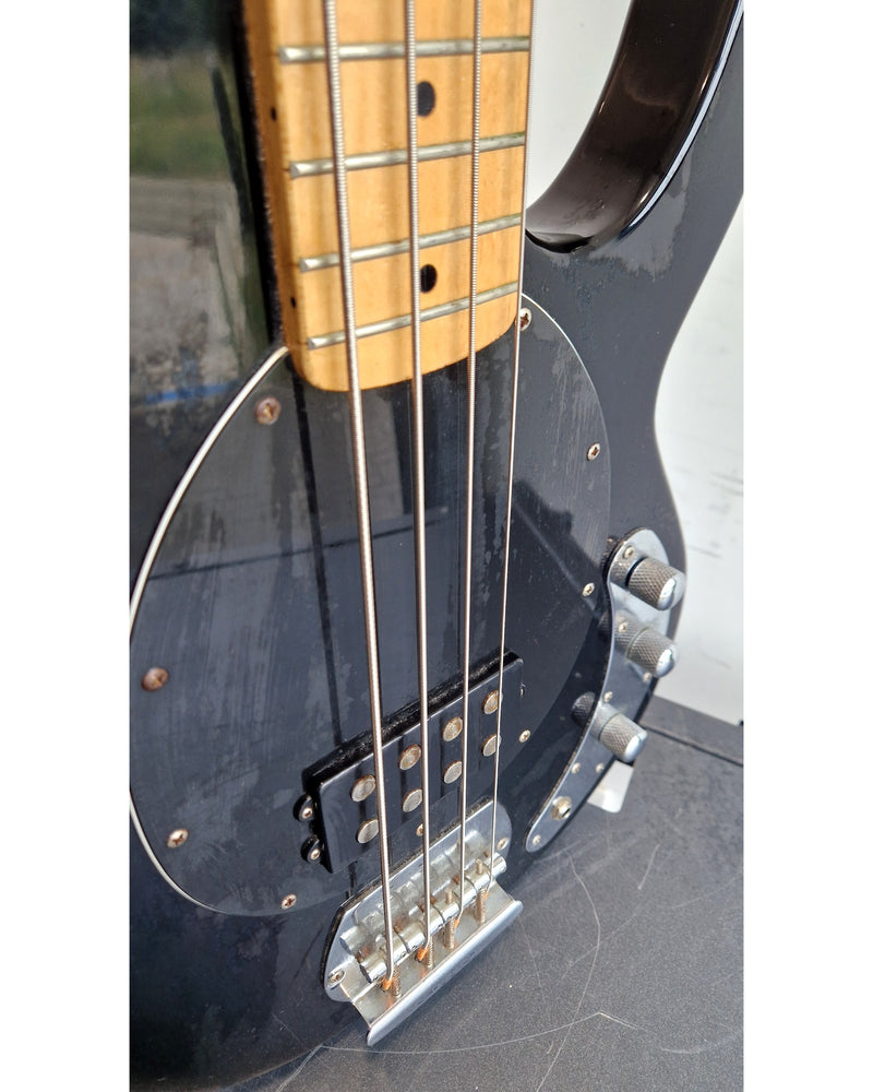 Vintage V96 Stingray Bass Guitar - Black - Bass Guitar - Very Good - image 13