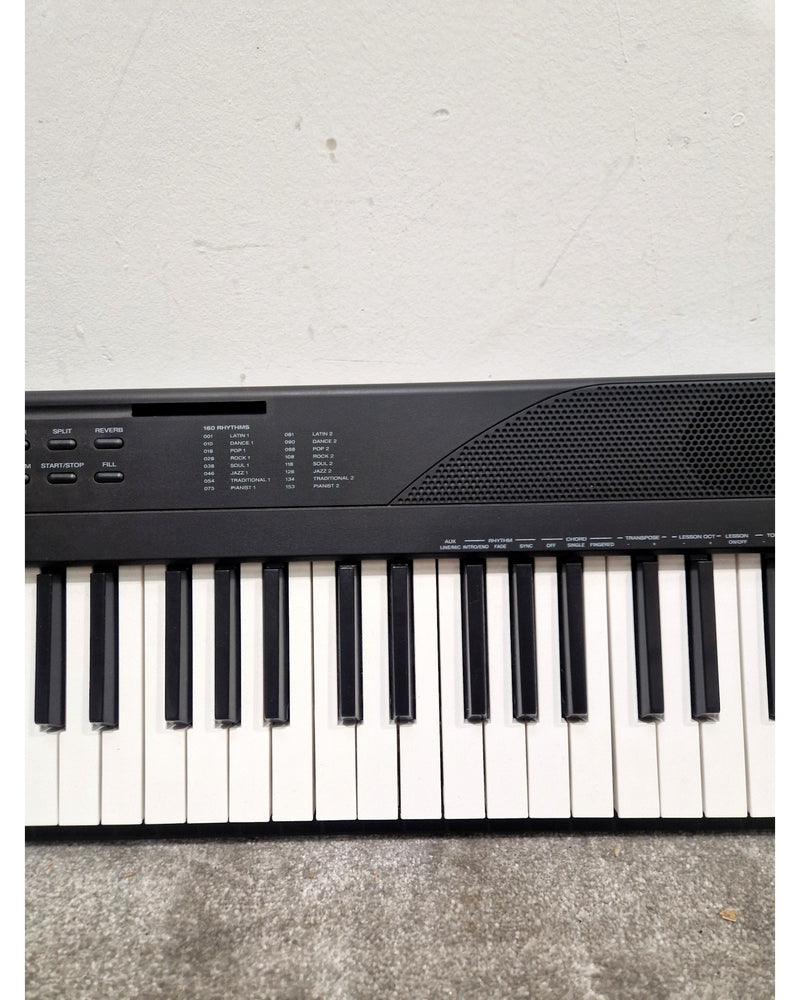 Alesis Recital - Musical Keyboards - Black - Excellent w/ Soft Case - Image 3