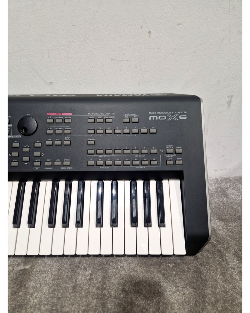 Yamaha MOX6 - Synthesizer - Excellent w/ Soft Case - Image 12