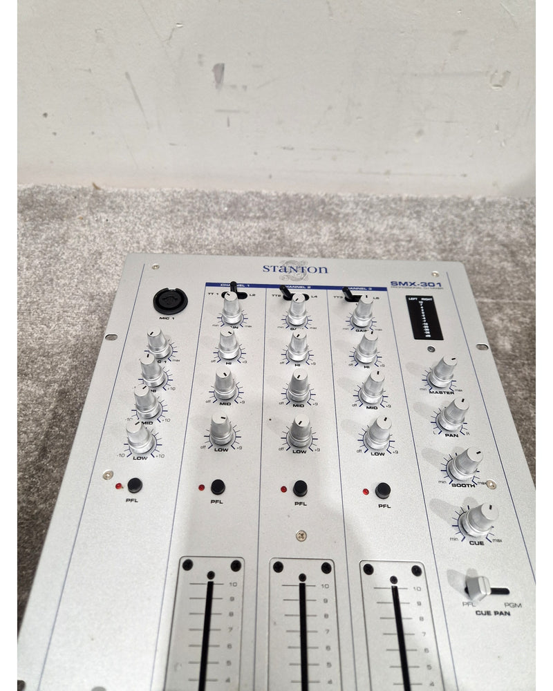 Stanton SMX-301 - DJ Mixer - White/Silver - Excellent w/ Original Box & Power Supply - Image 7