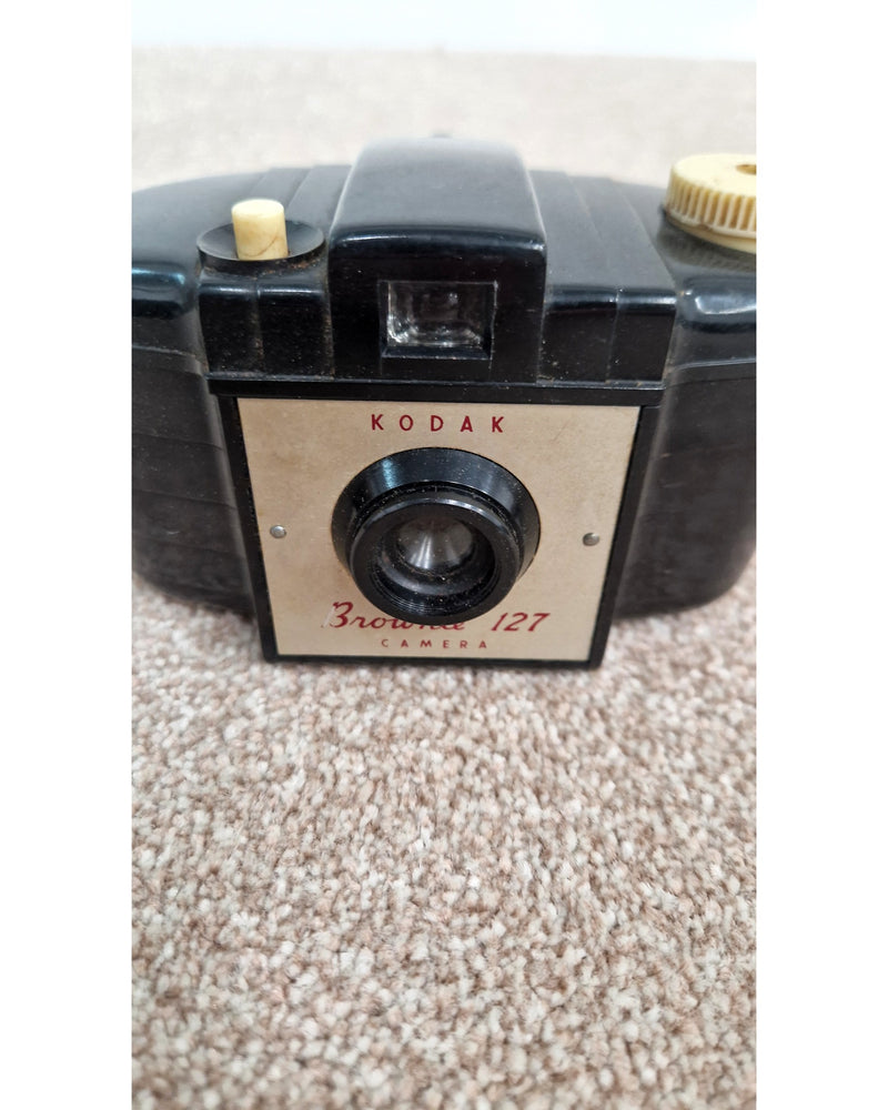 Kodak Brownie 127 - Vintage Film Camera - Good - Image 2