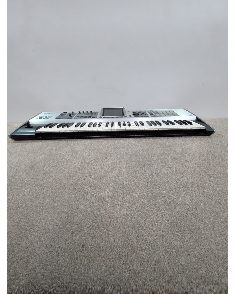 Roland Fantom X6 - Synthesizer - Very Good w/ Soft Case - image 2
