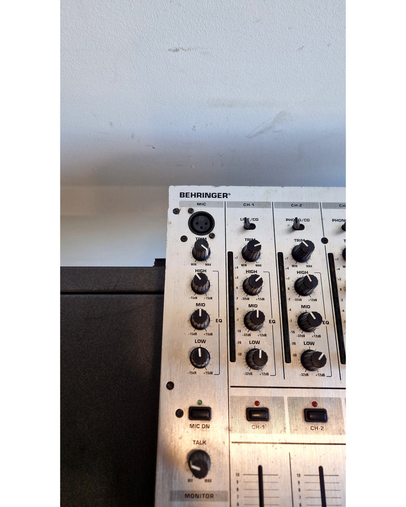 Behringer DJX700 - Mixer - Poor - Image 4