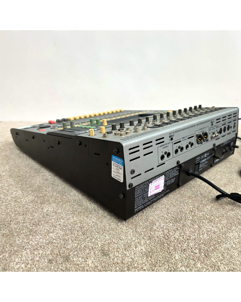 Yamaha 01V - Mixer - Spares or Repairs - image 13