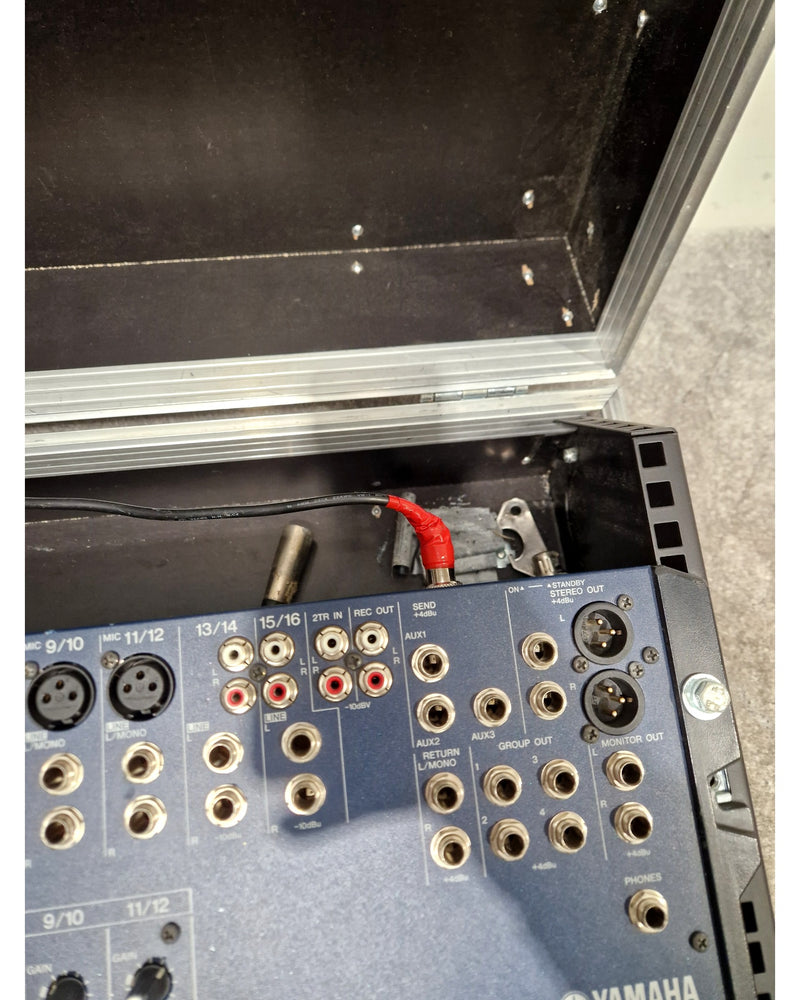 Yamaha MG166C USB - Mixer - Good w/ Power Supply & Built in flight case - Image 4