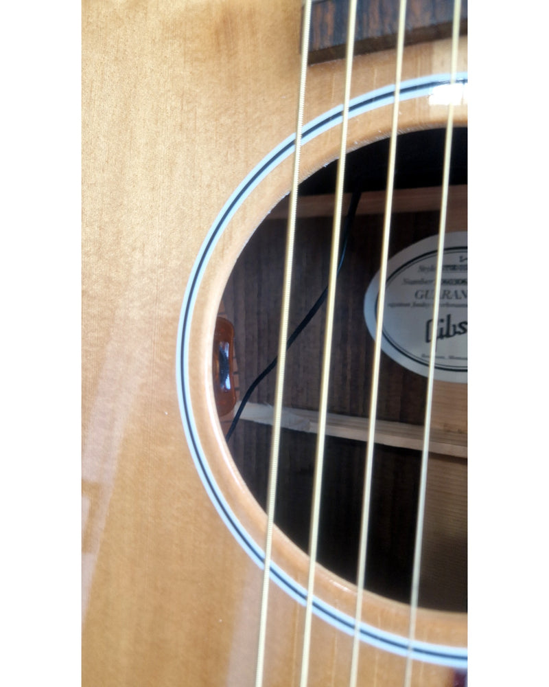Gibson L-00 Studio - Acoustic Guitar - Natural - Like New w/ Hard Case - image 6