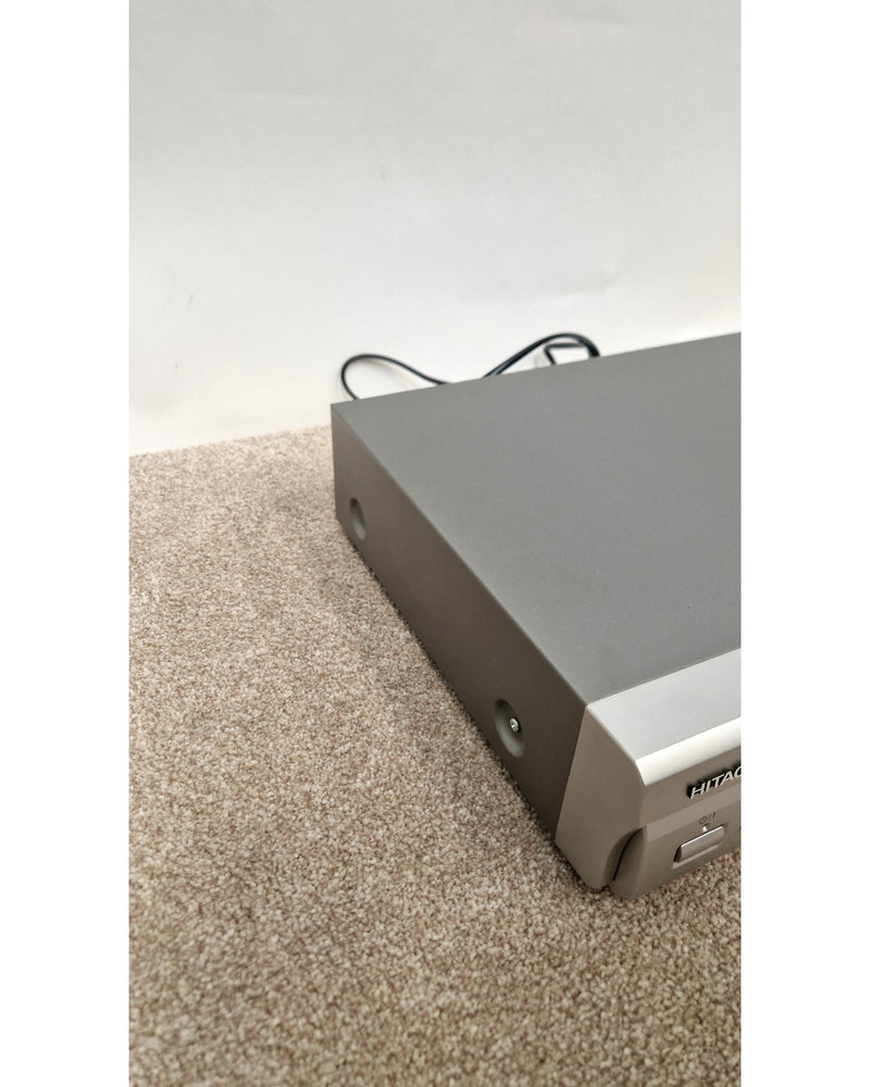Hitachi DV-P305E - Media Player - Excellent w/ Original Box - image 7