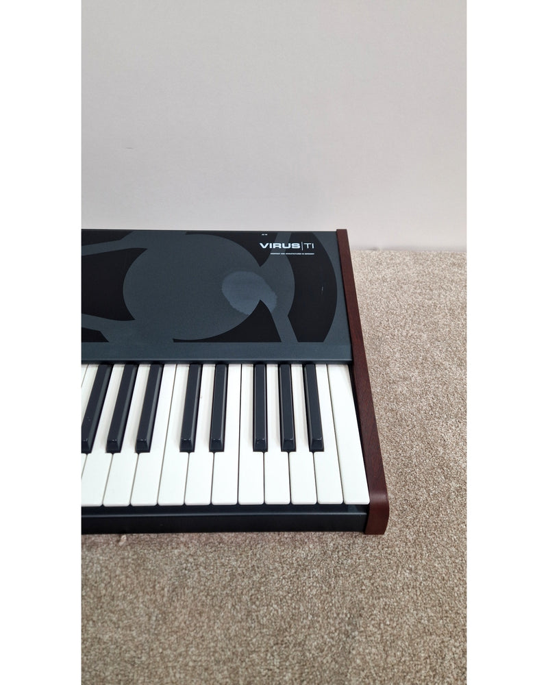Access Virus TI Keyboard - Synthesizer - Black - Good w/ Power Supply & Manuals - image 15