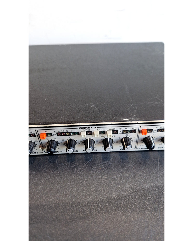 Klark Teknik DN504 - Effect Processor - Fair - Image 3