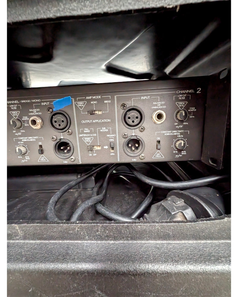 Mackie M1400 - Power Amplifier - Good w/ Hard Case - image 12