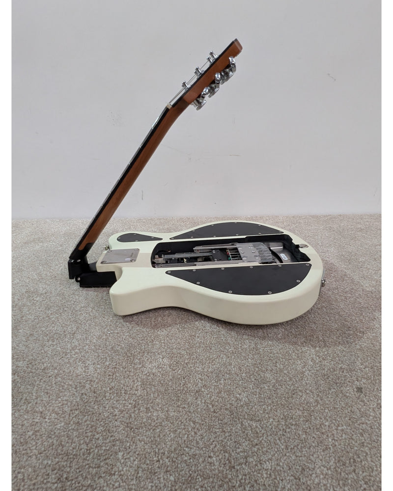 Ciari Ascender Trio - Electric Guitar - Cream/Black - Like New w/ Soft Case - image 12