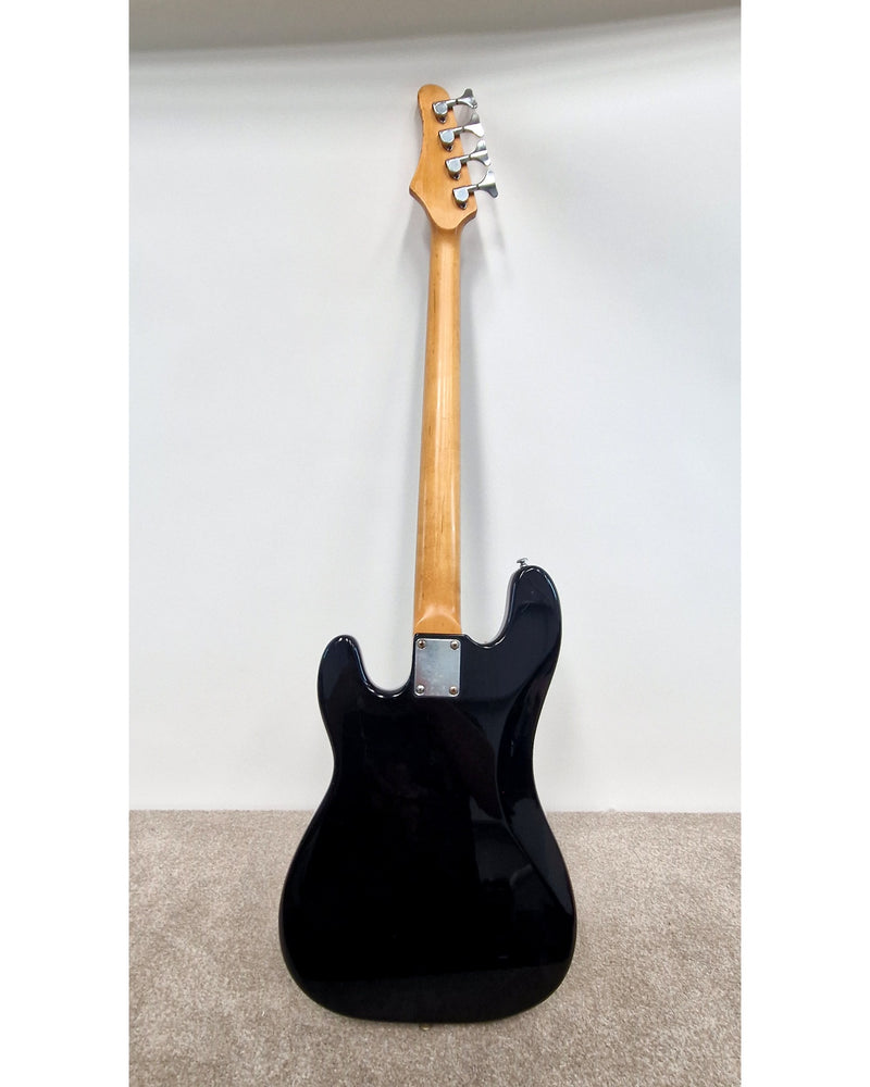 Black P Bass 70s - Bass Guitar - Good w/ New strings - image 10