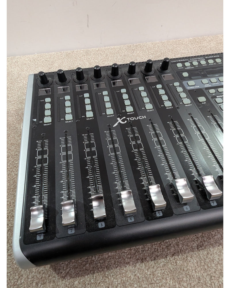 Behringer X Touch Universal - Mixer - Very Good w/ Original Box & Manuals - image 16