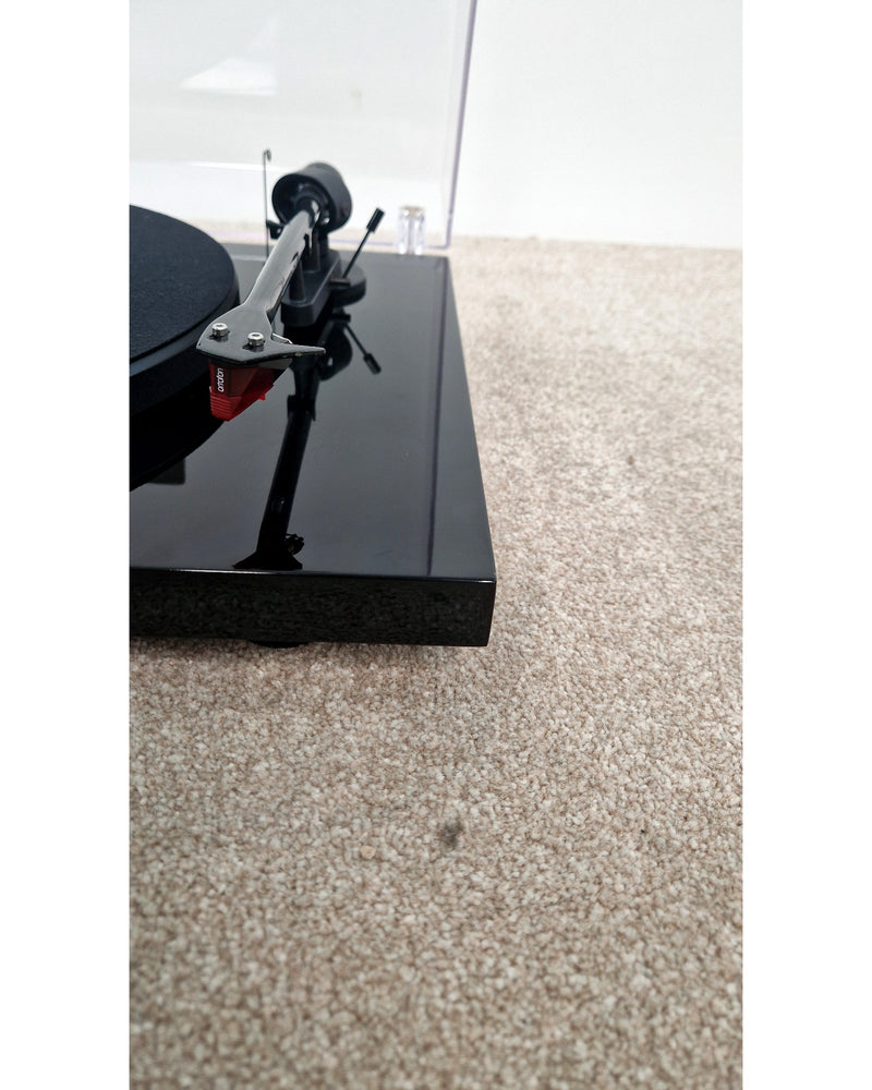 Pro-Ject Debut Carbon DC - Turntable - Good w/ Original Box & Power Supply - image 8